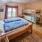 Feriehus Beautiful In With Harbor View Dalen